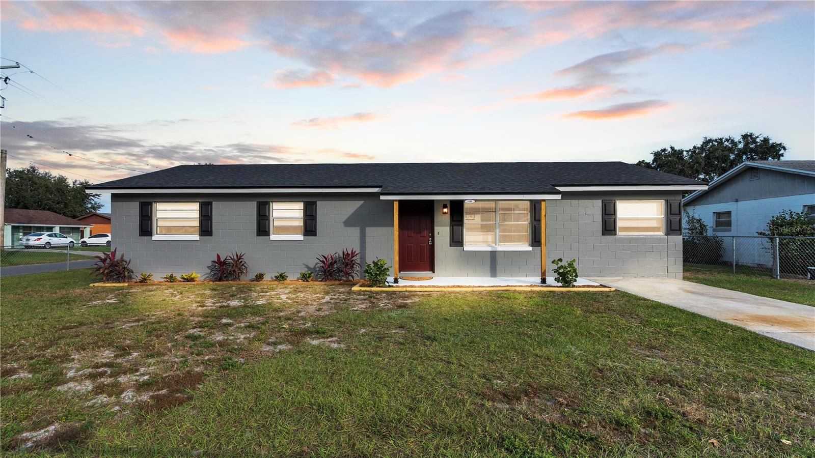 1116 CAREFREE COVE DR