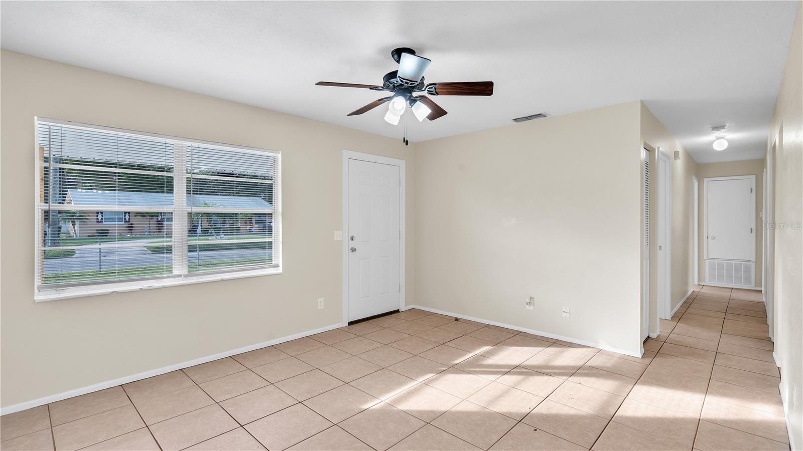 1116 CAREFREE COVE DR