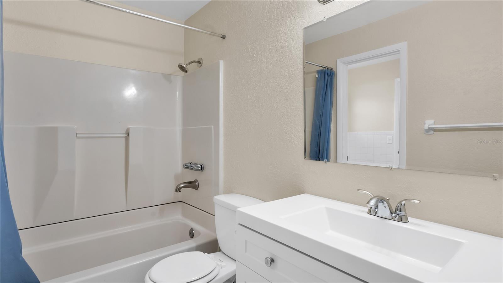 1116 CAREFREE COVE DR