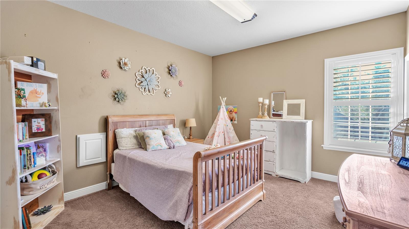 6714 CRESCENT WOODS CIR