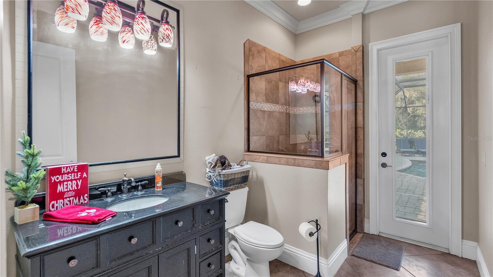 6714 CRESCENT WOODS CIR