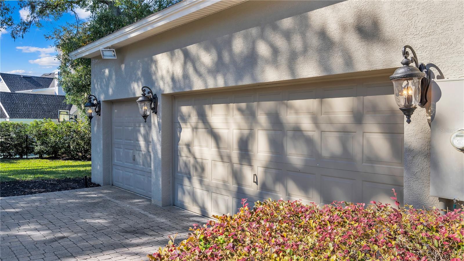 6714 CRESCENT WOODS CIR