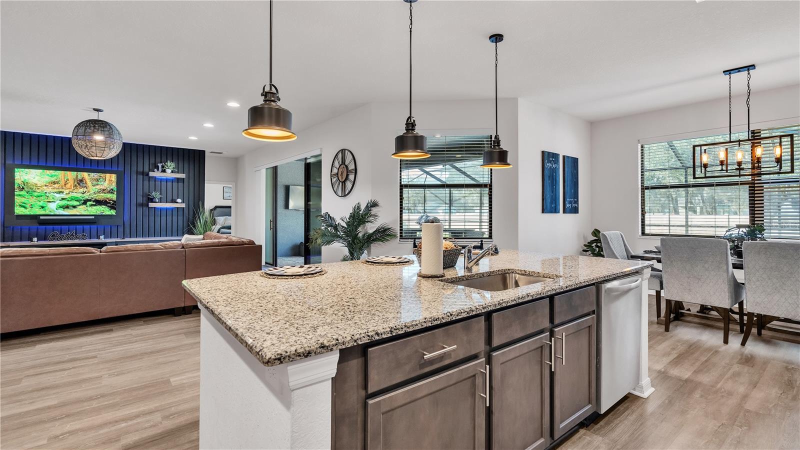 6474 ENGLISH CREEK DR