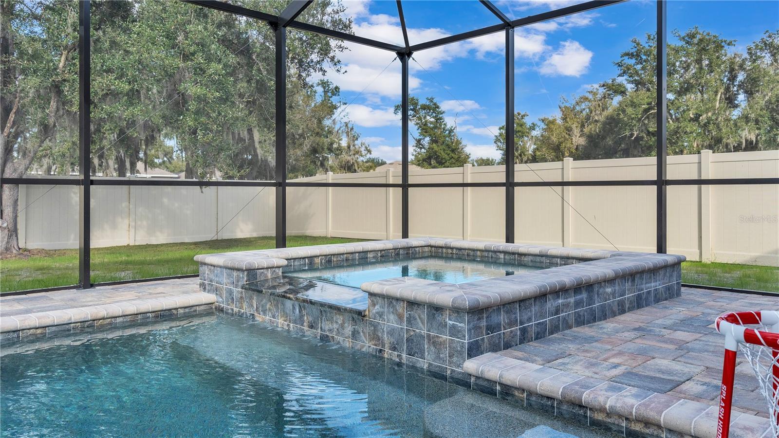 6474 ENGLISH CREEK DR