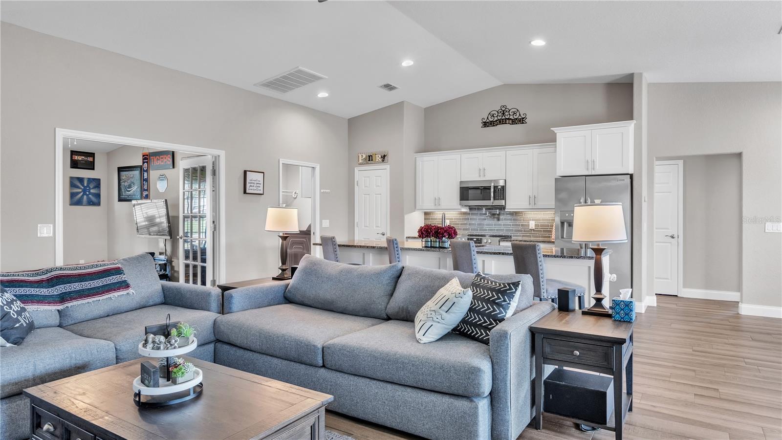 119 BENTLEY OAKS BLVD