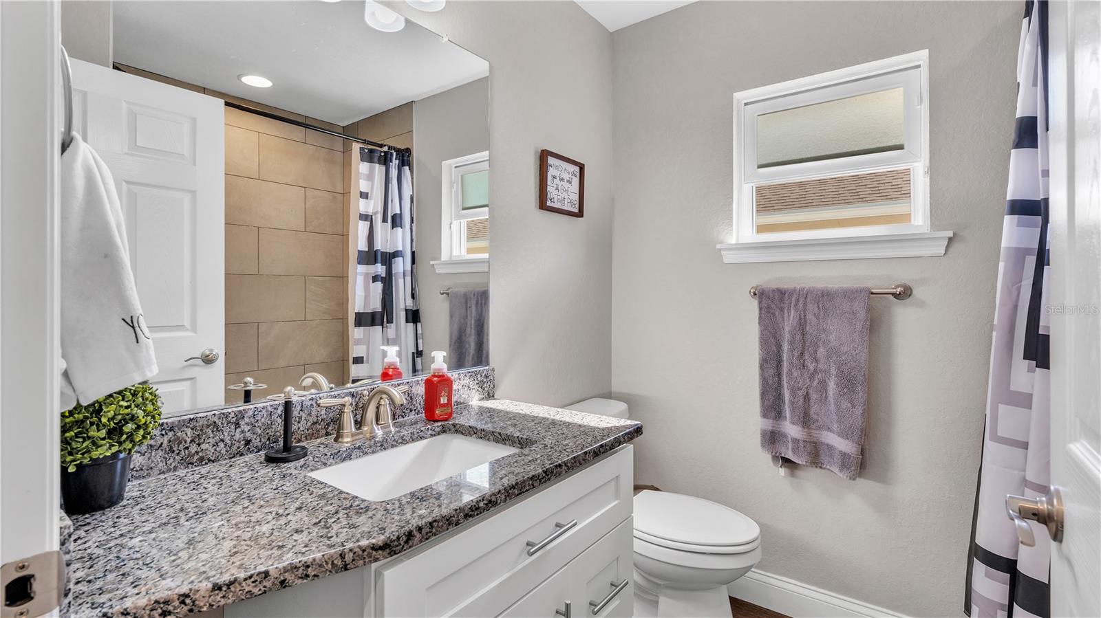 119 BENTLEY OAKS BLVD