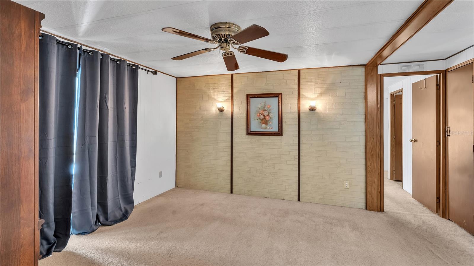 521 OAK RDG E