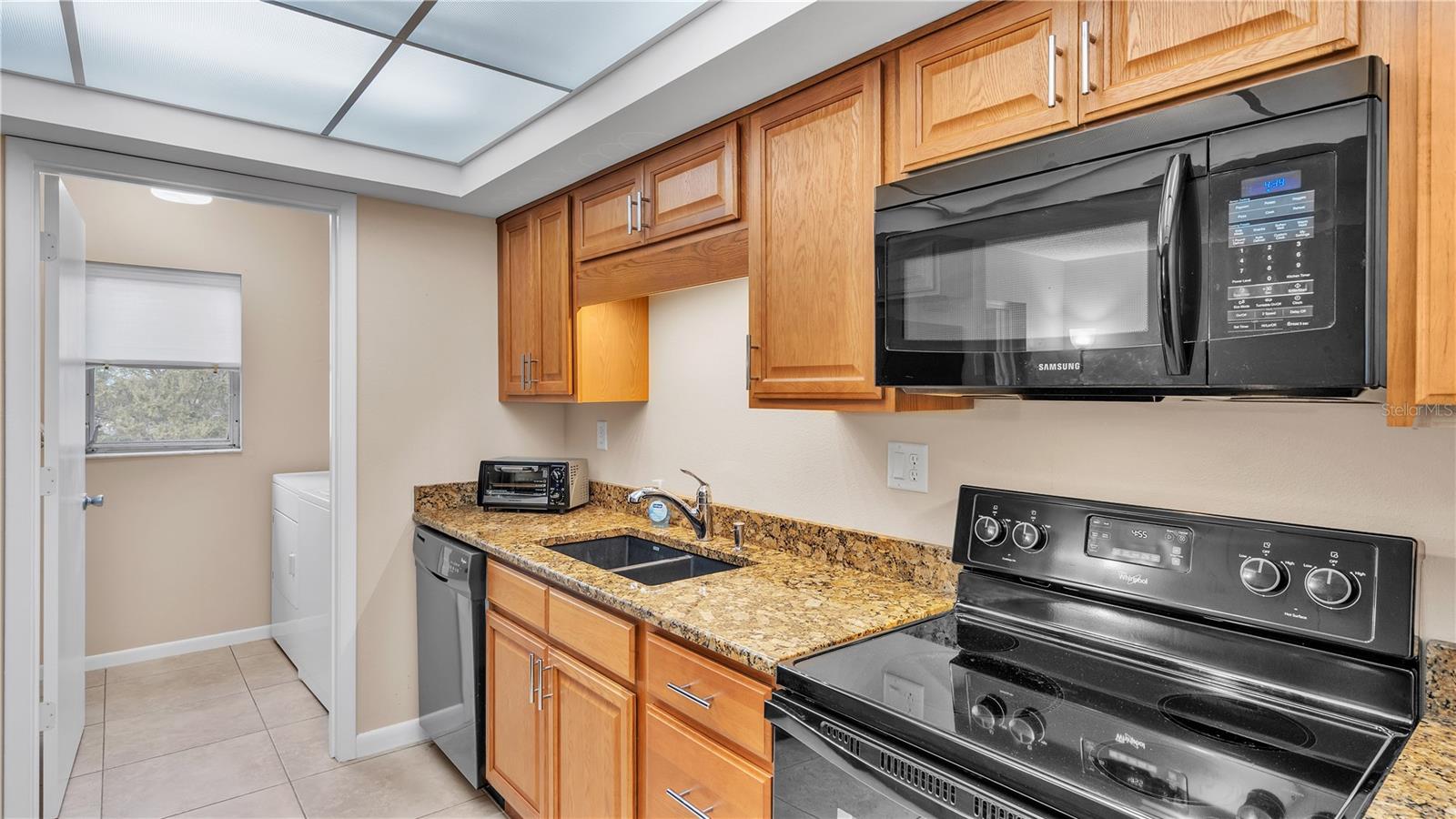 1130 N LAKE PARKER AVE #C323