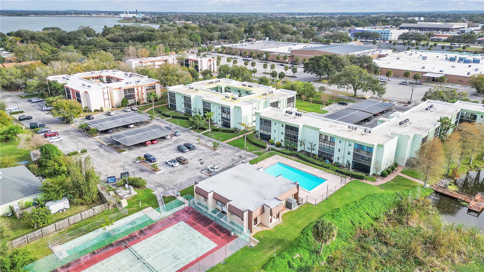 1130 N LAKE PARKER AVE #C323