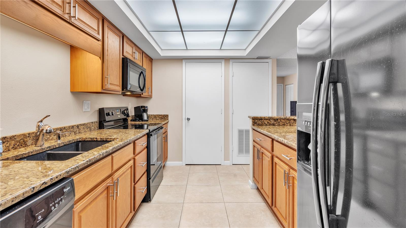 1130 N LAKE PARKER AVE #C323