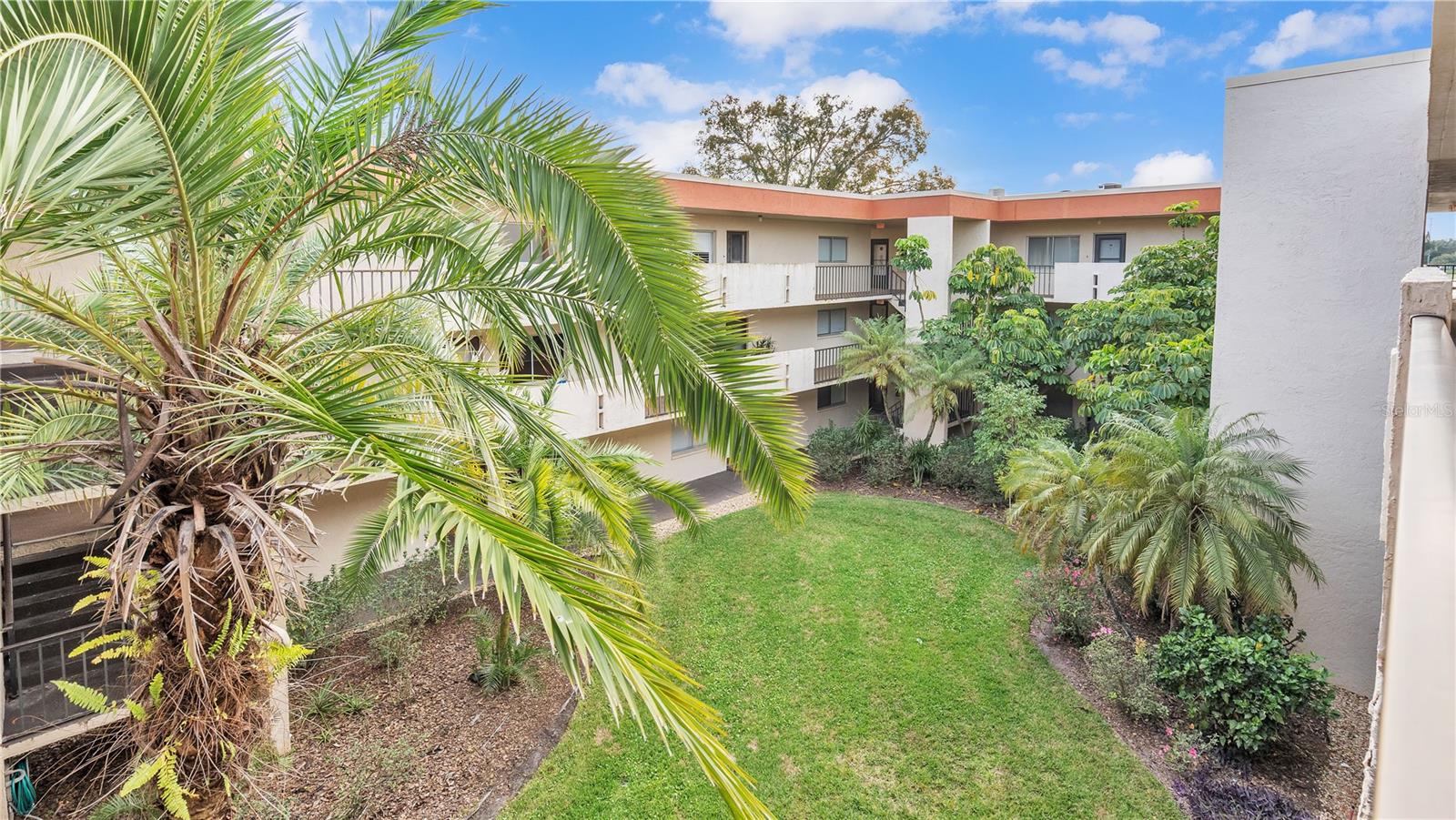 1130 N LAKE PARKER AVE #C323