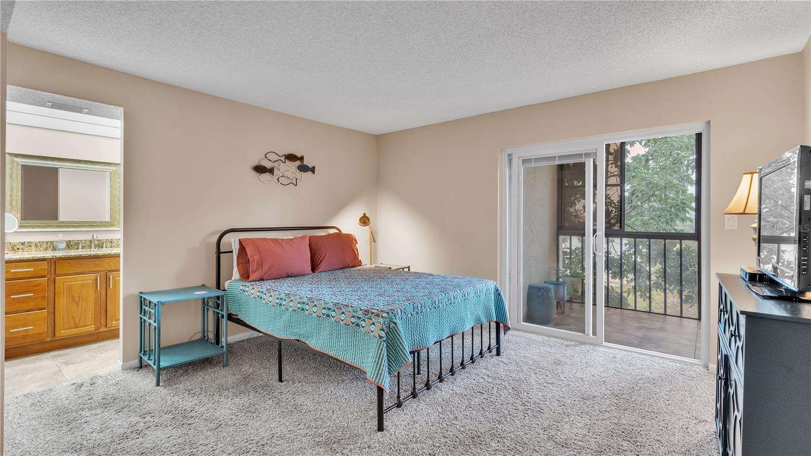 1130 N LAKE PARKER AVE #C323