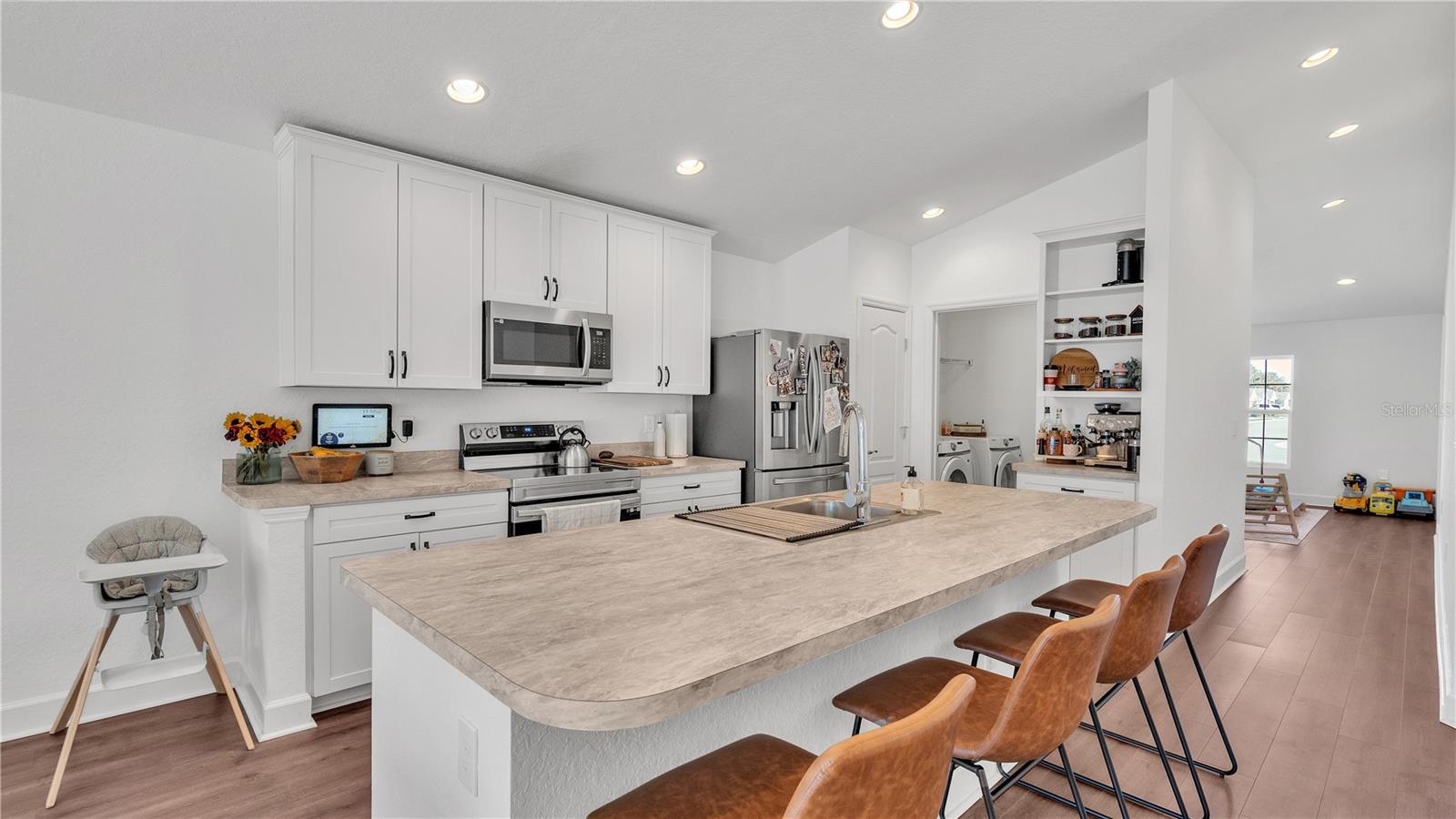 1884 THOMPSON PRESERVE BLVD