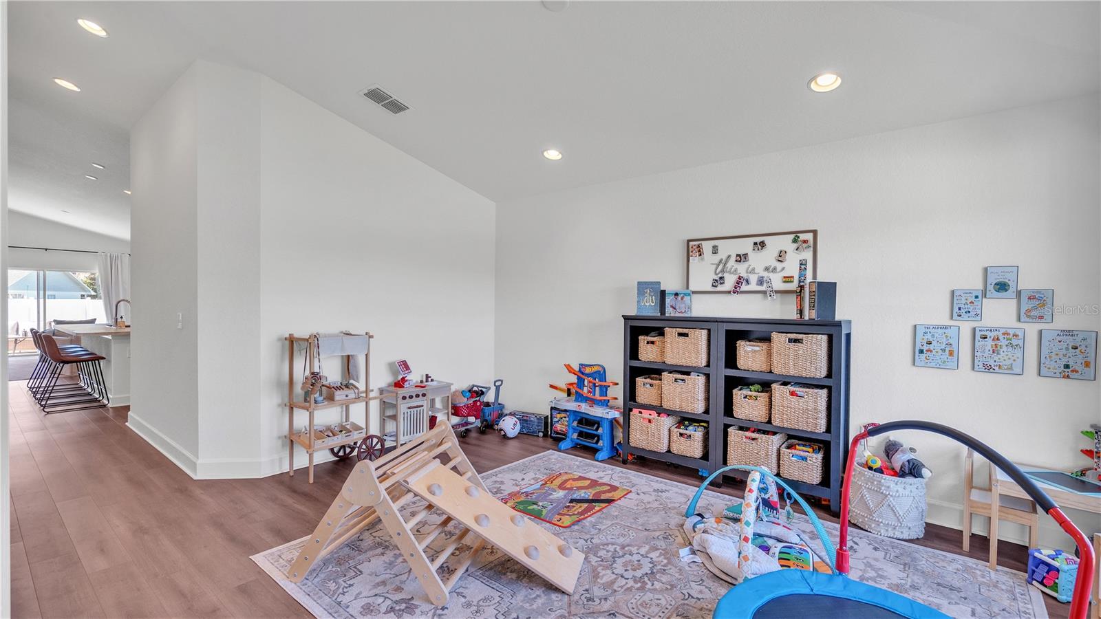 1884 THOMPSON PRESERVE BLVD