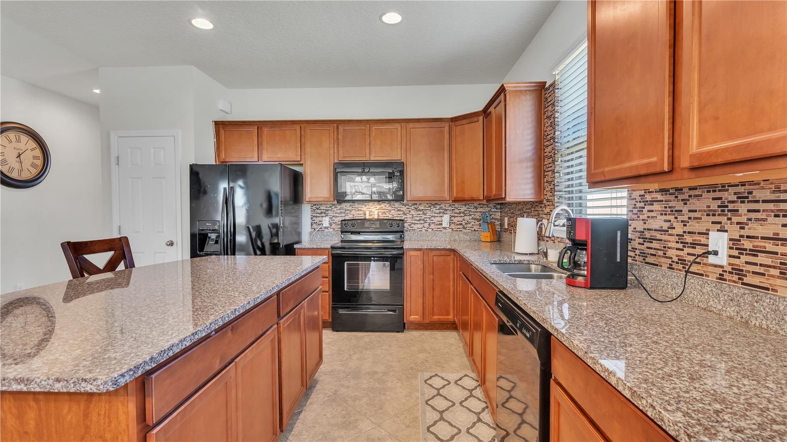 8786 HINSDALE HEIGHTS DR