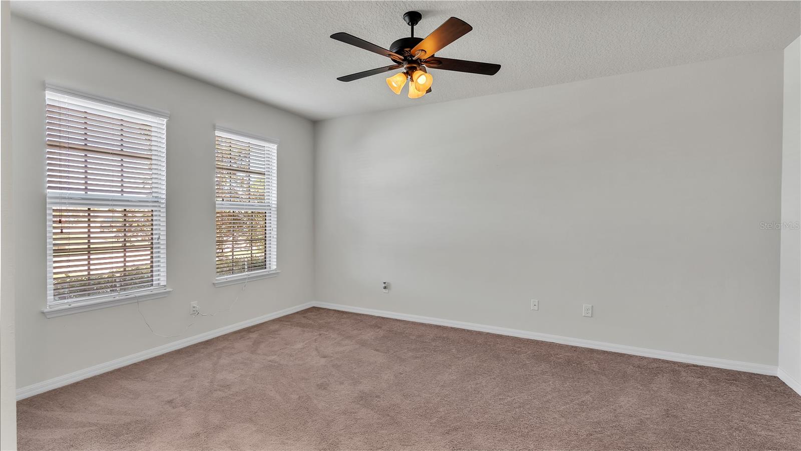 8786 HINSDALE HEIGHTS DR