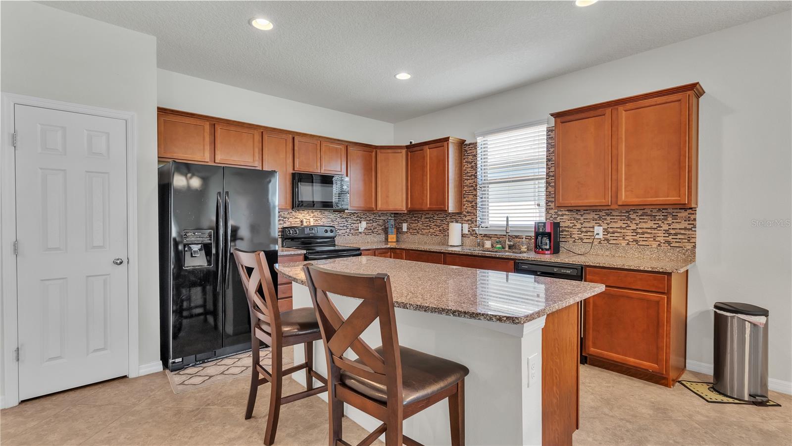 8786 HINSDALE HEIGHTS DR