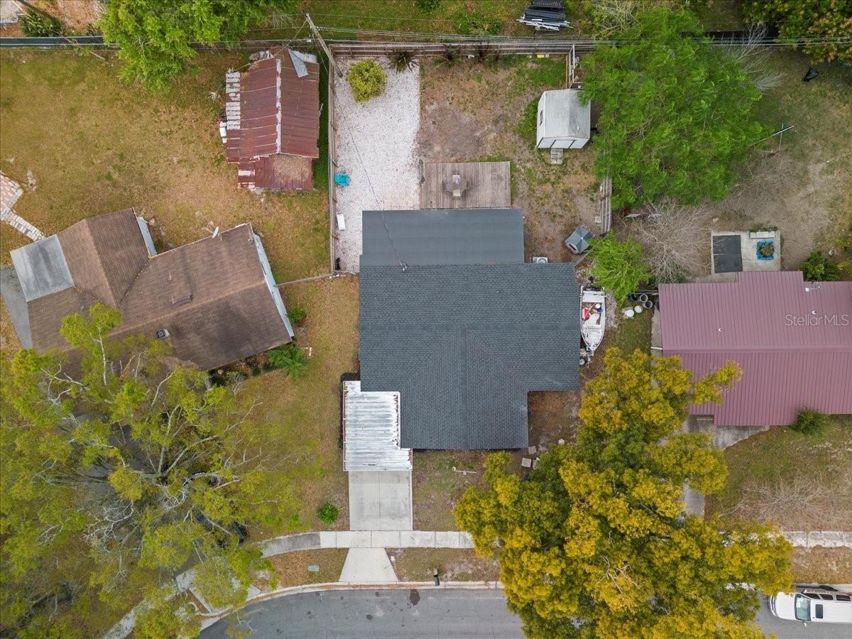 1627 SMITHFIELD CIR W