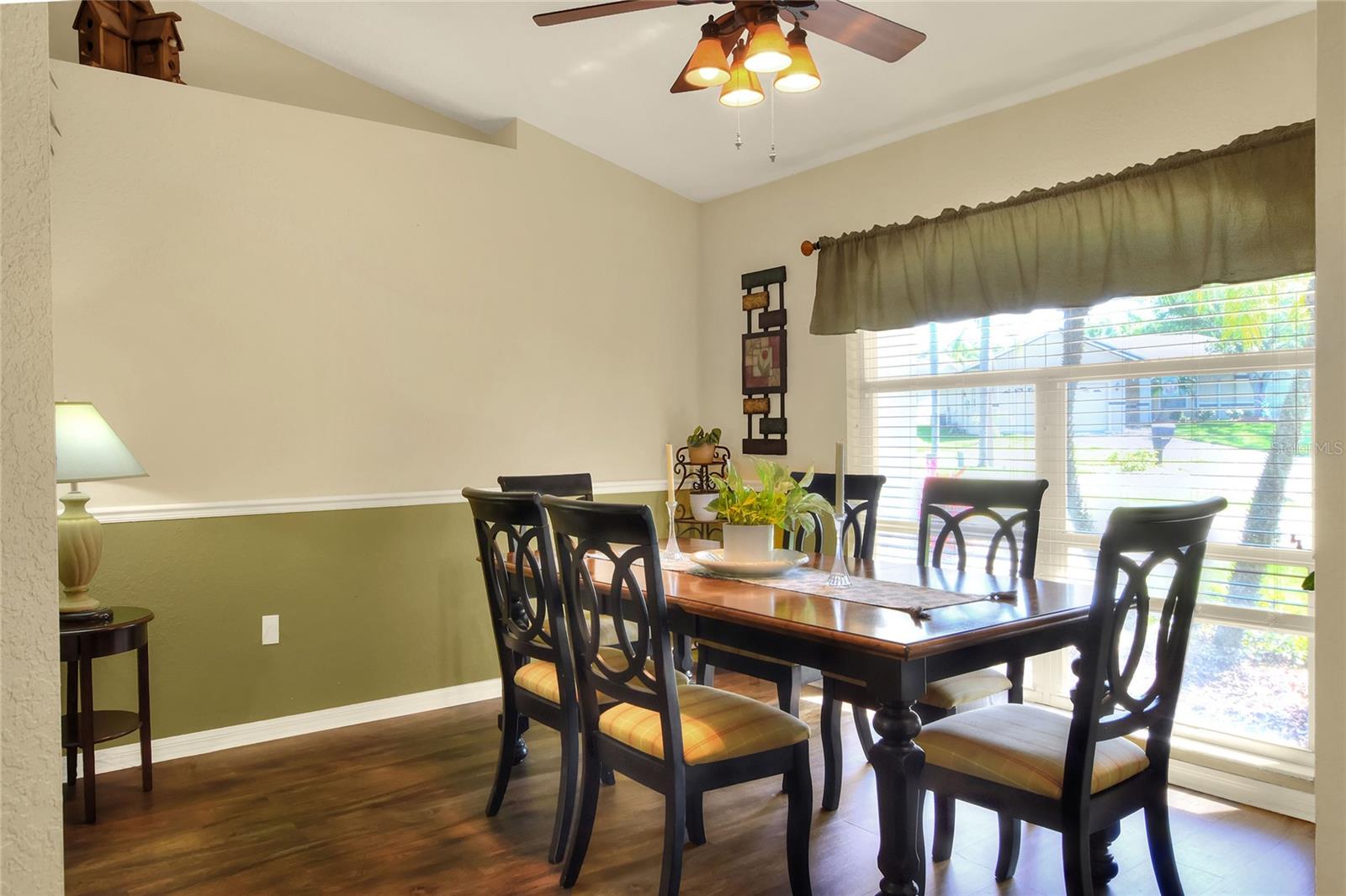 5411 HIGHLANDS VUE LN