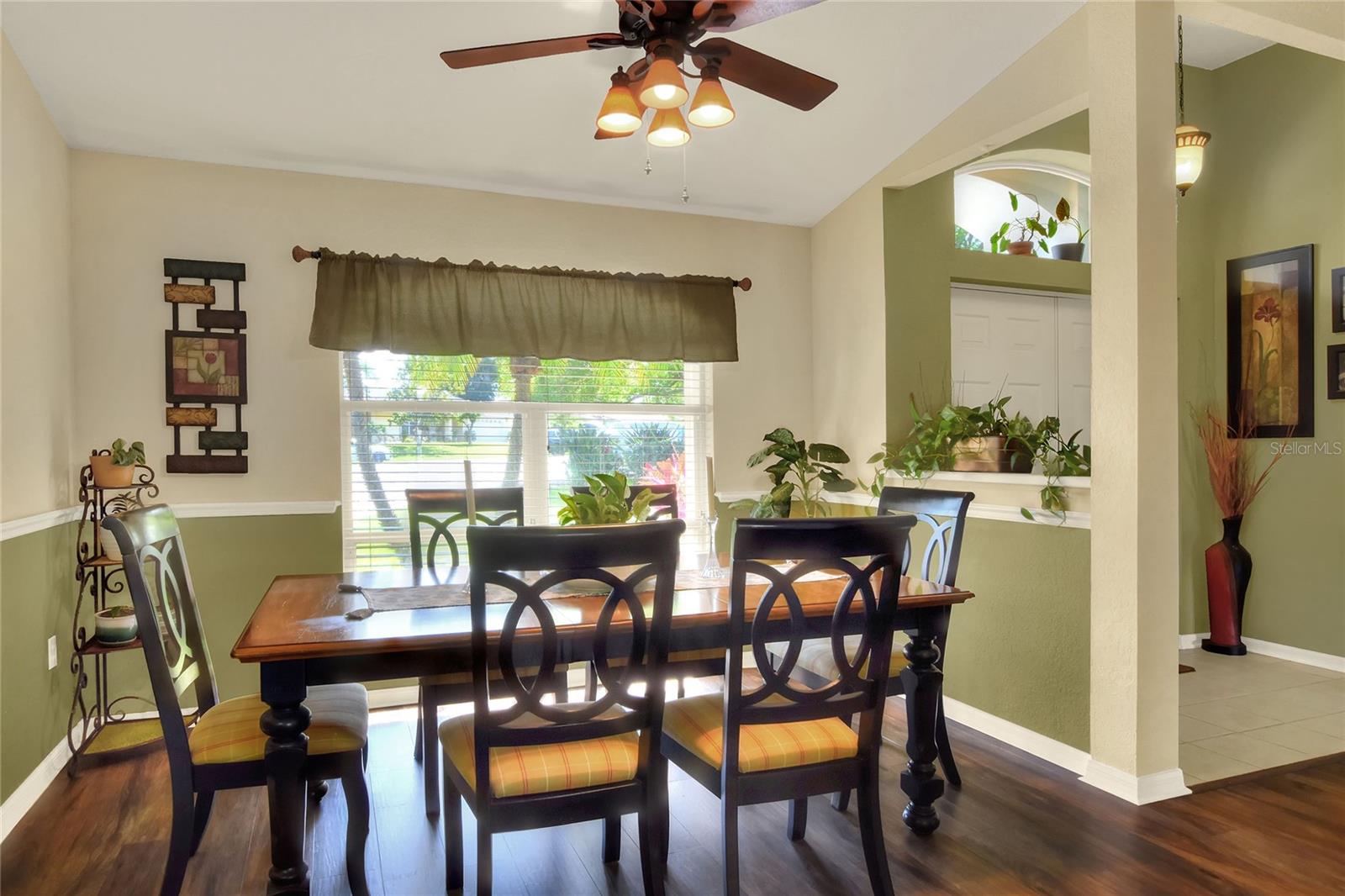 5411 HIGHLANDS VUE LN