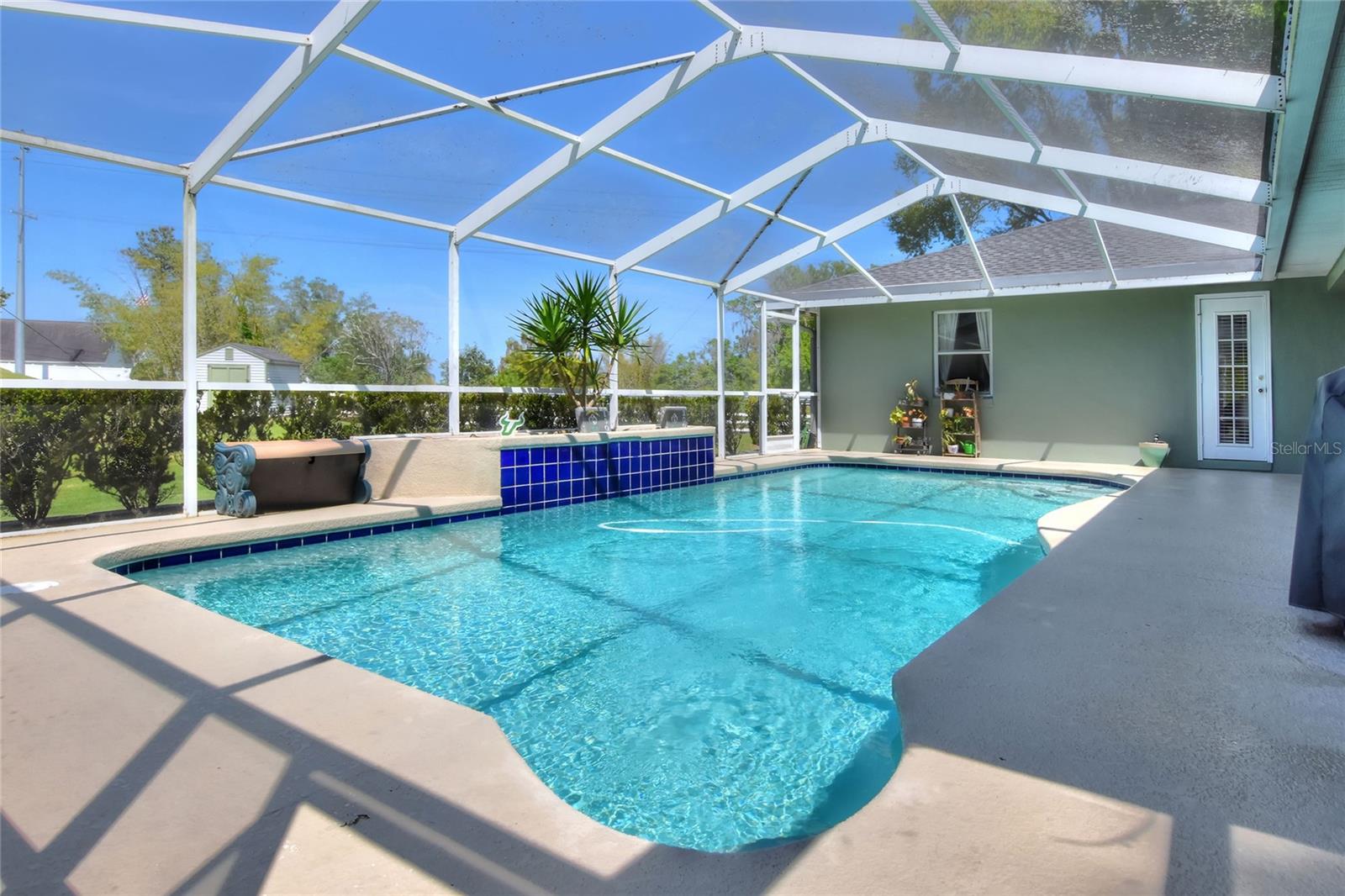 5411 HIGHLANDS VUE LN