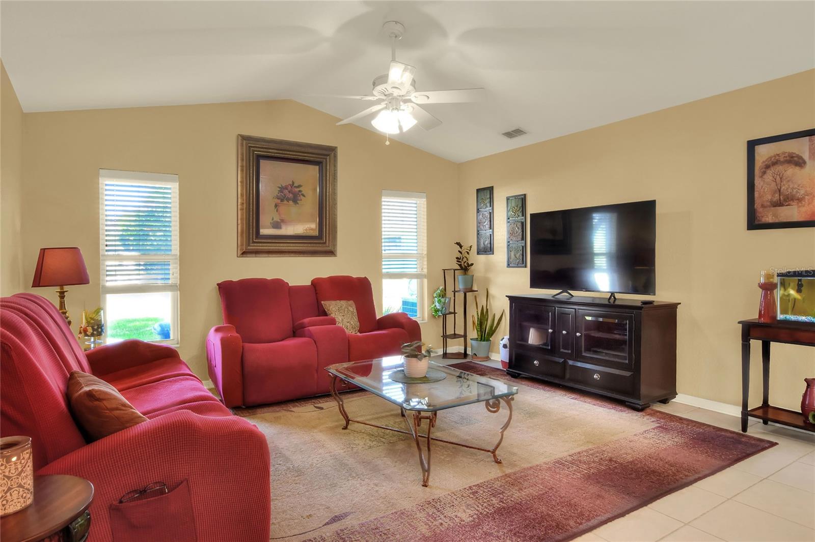 5411 HIGHLANDS VUE LN