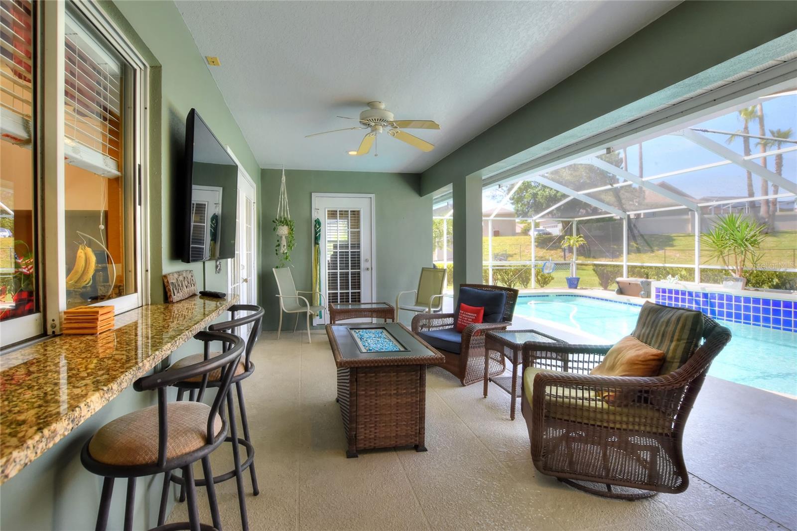 5411 HIGHLANDS VUE LN