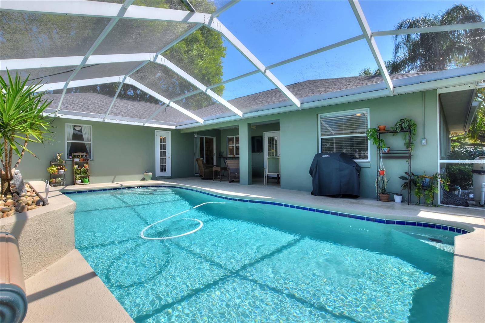 5411 HIGHLANDS VUE LN