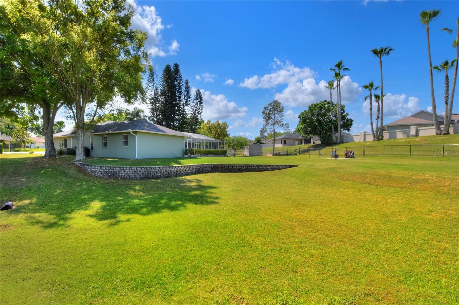 5411 HIGHLANDS VUE LN