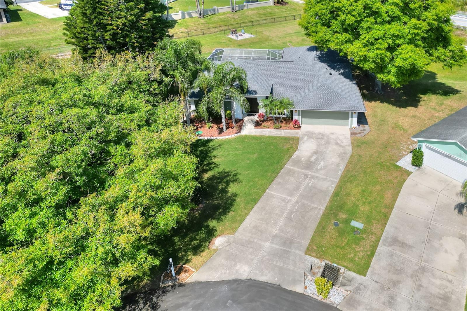 5411 HIGHLANDS VUE LN