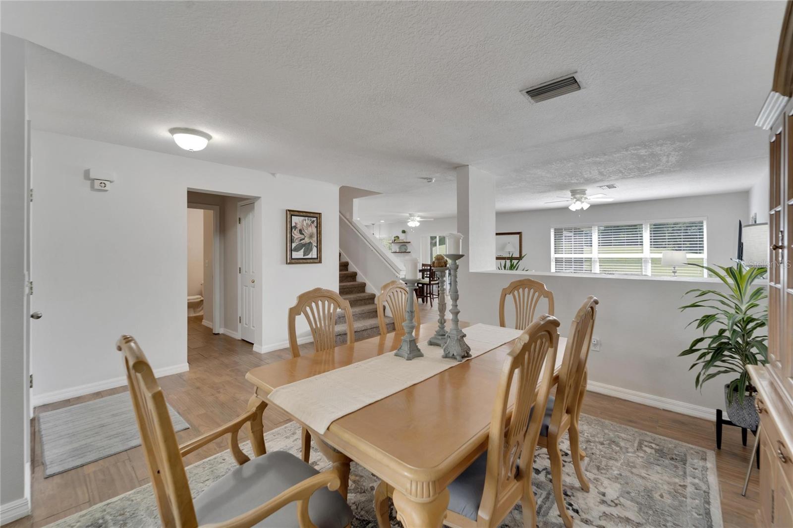 6888 LAKE EAGLEBROOKE DR