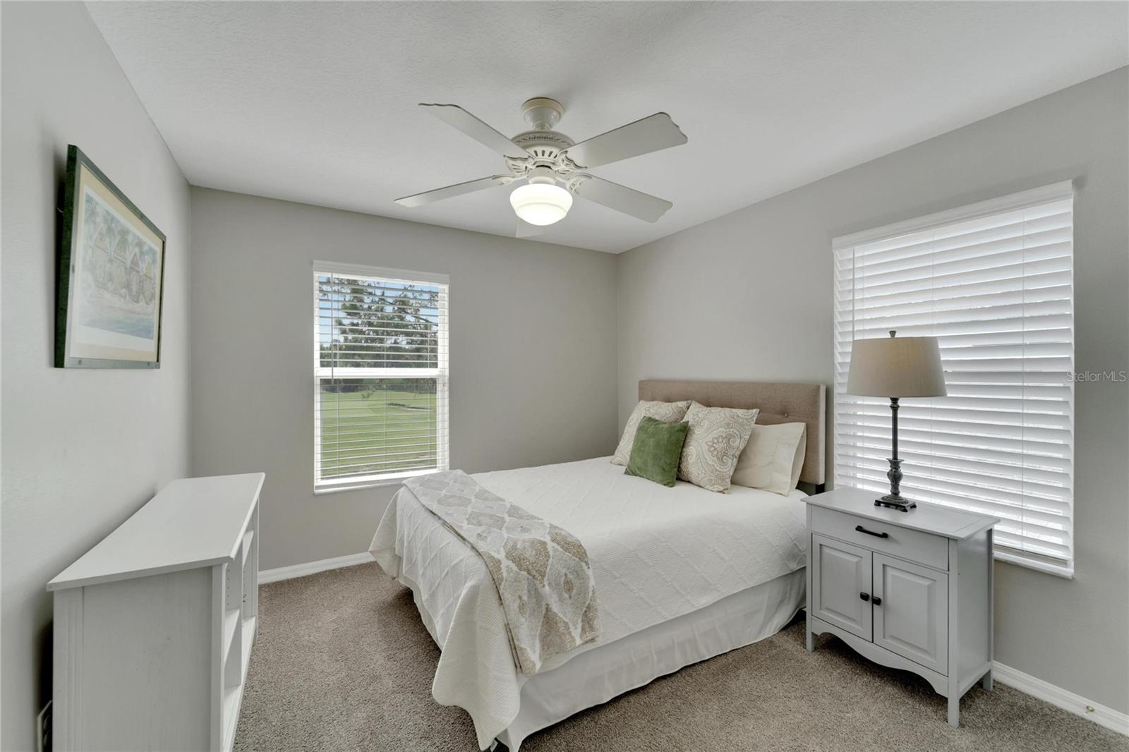 6888 LAKE EAGLEBROOKE DR