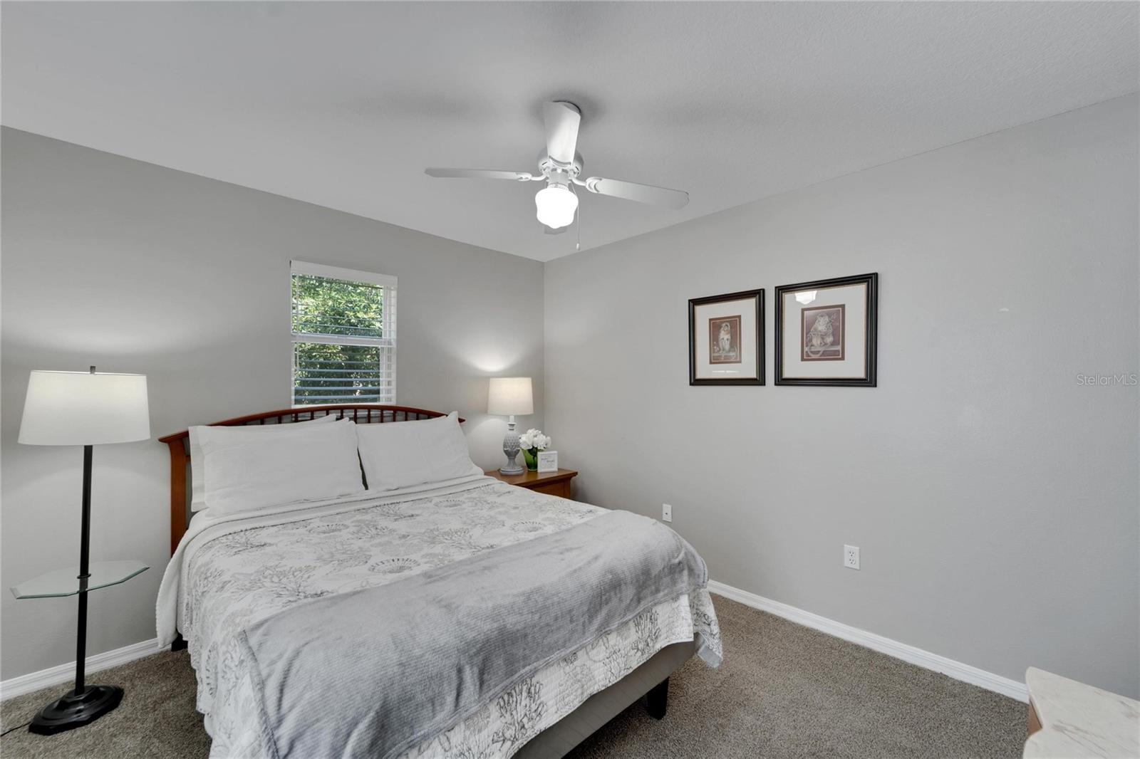 6888 LAKE EAGLEBROOKE DR