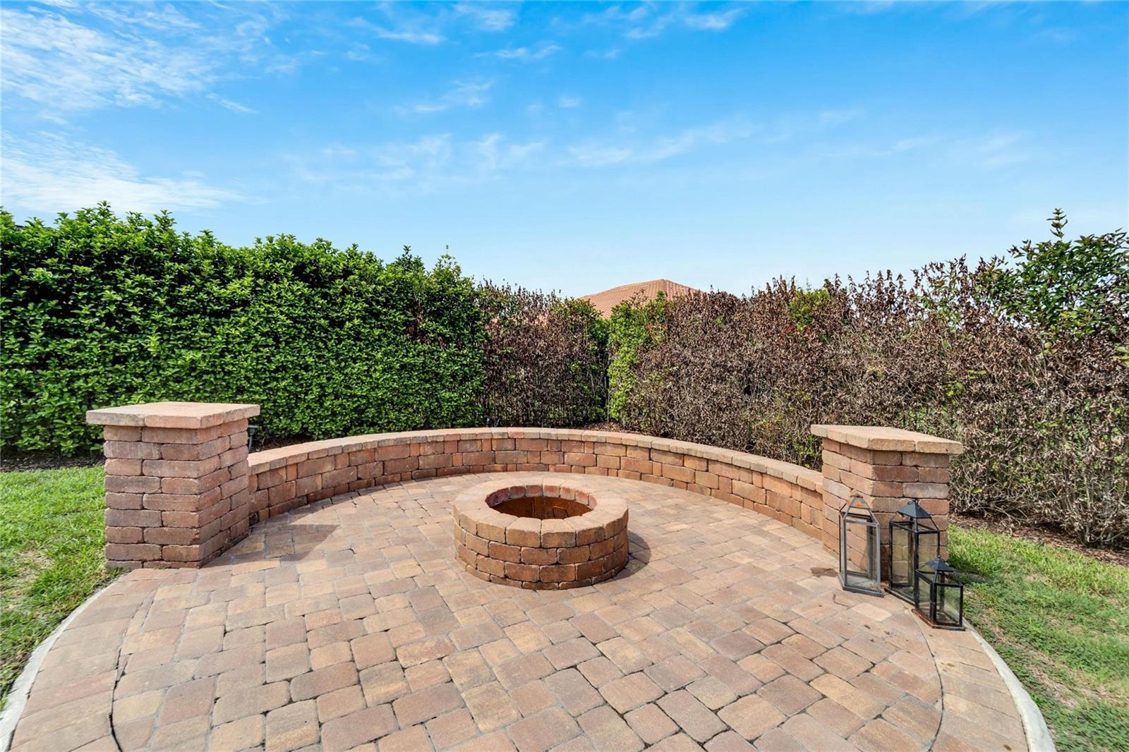 6738 EAGLE RIDGE BLVD