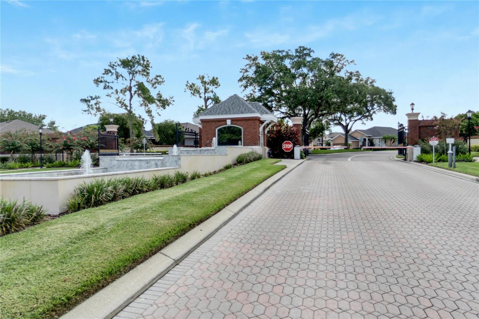 6738 EAGLE RIDGE BLVD