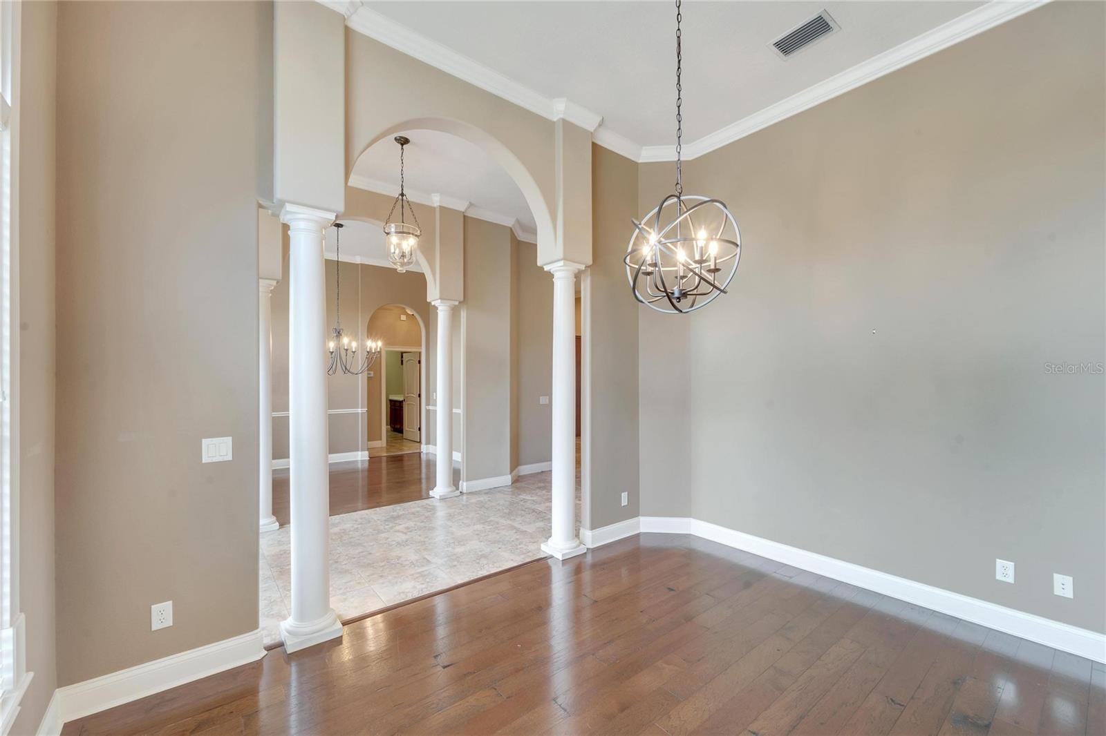 6738 EAGLE RIDGE BLVD