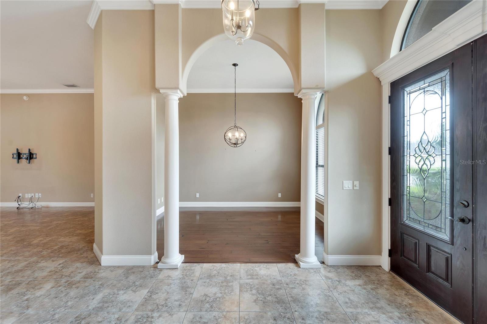 6738 EAGLE RIDGE BLVD