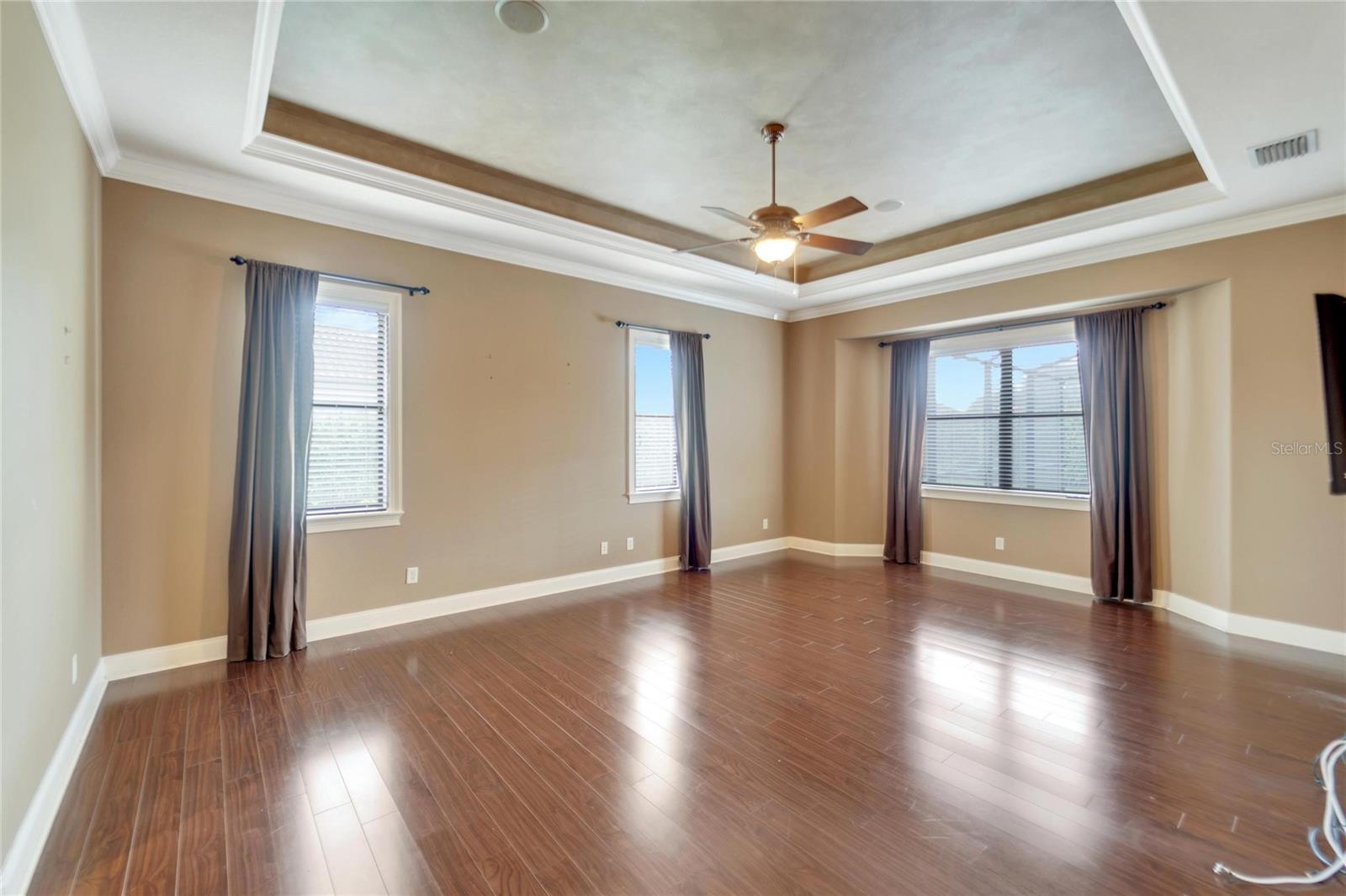 6738 EAGLE RIDGE BLVD