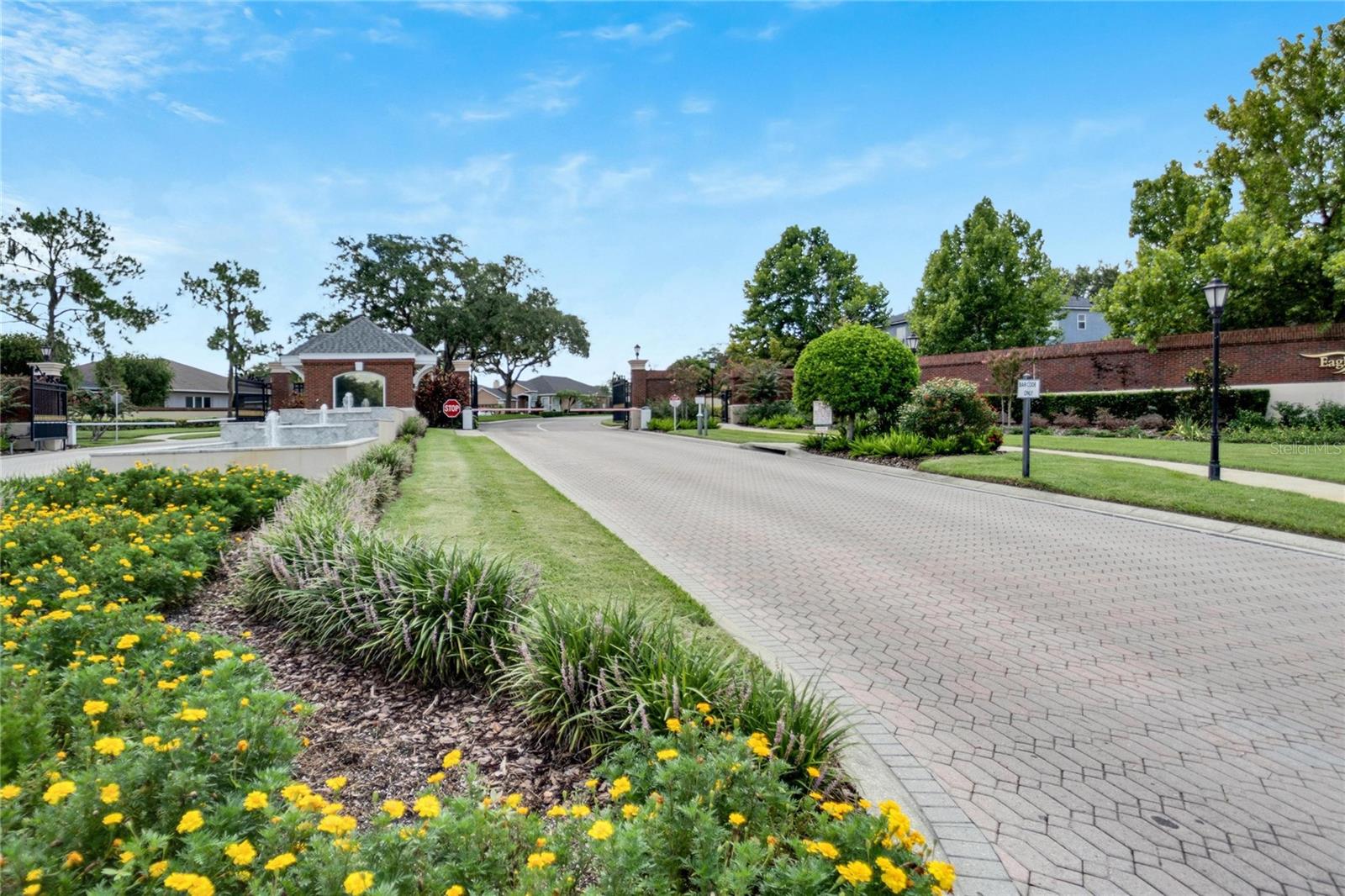 6738 EAGLE RIDGE BLVD