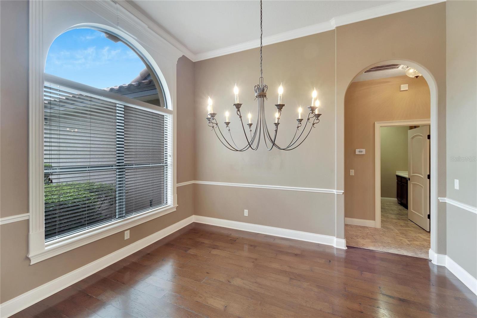 6738 EAGLE RIDGE BLVD