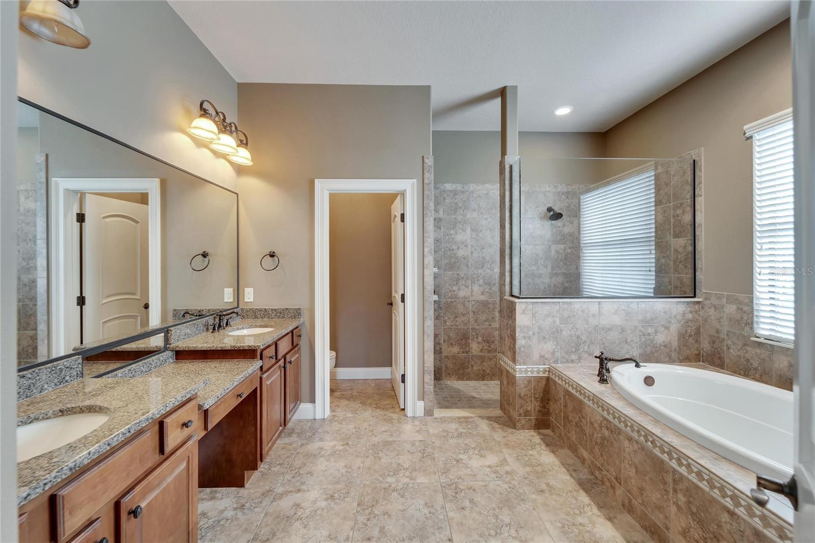 6738 EAGLE RIDGE BLVD