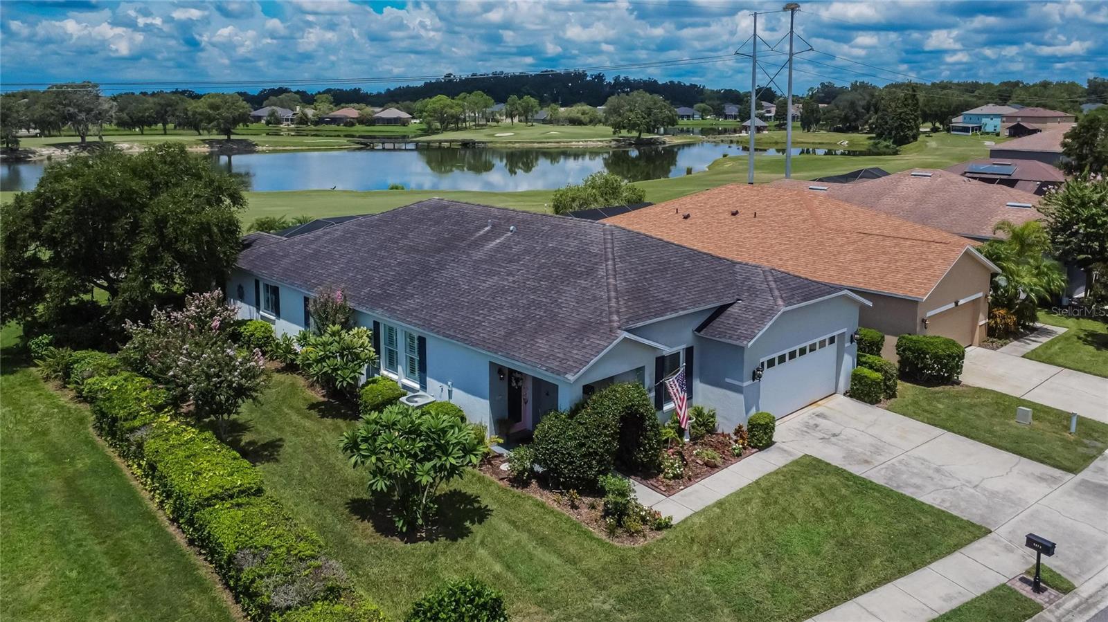 6979 LAKE EAGLEBROOKE DR