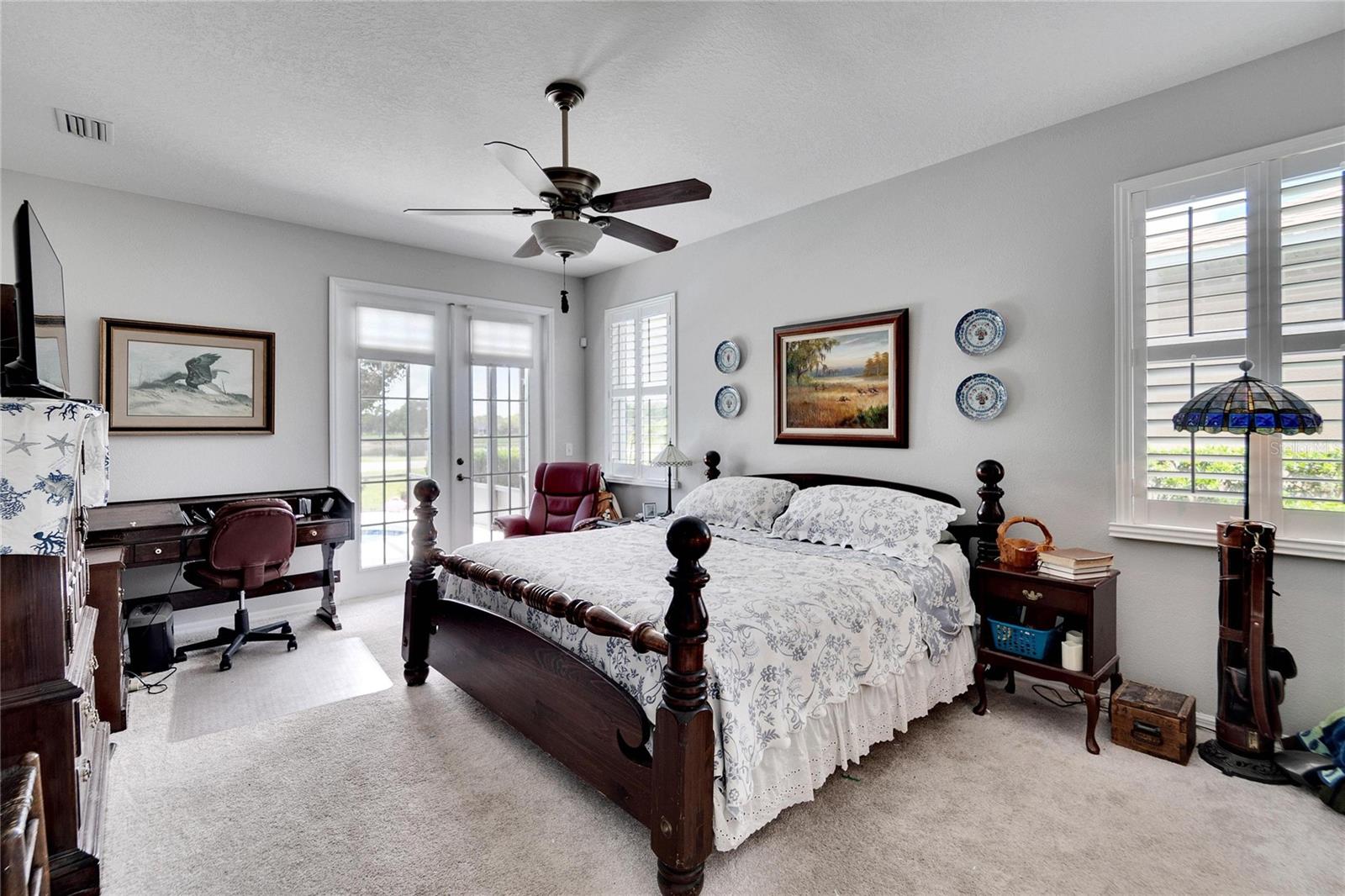 6979 LAKE EAGLEBROOKE DR