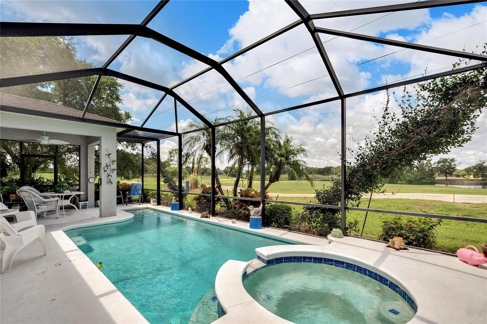 6979 LAKE EAGLEBROOKE DR