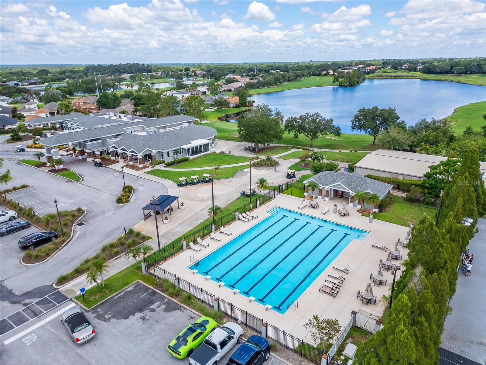 6979 LAKE EAGLEBROOKE DR
