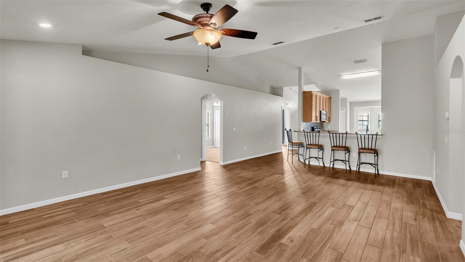 6969 HEATHERBROOK DR