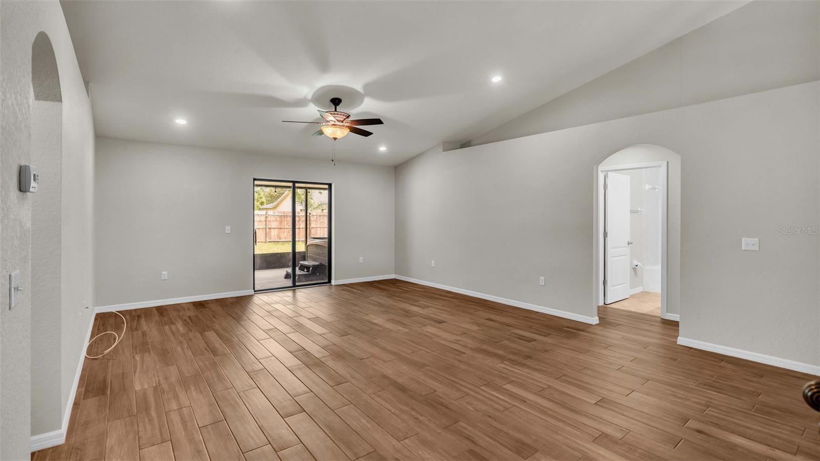 6969 HEATHERBROOK DR