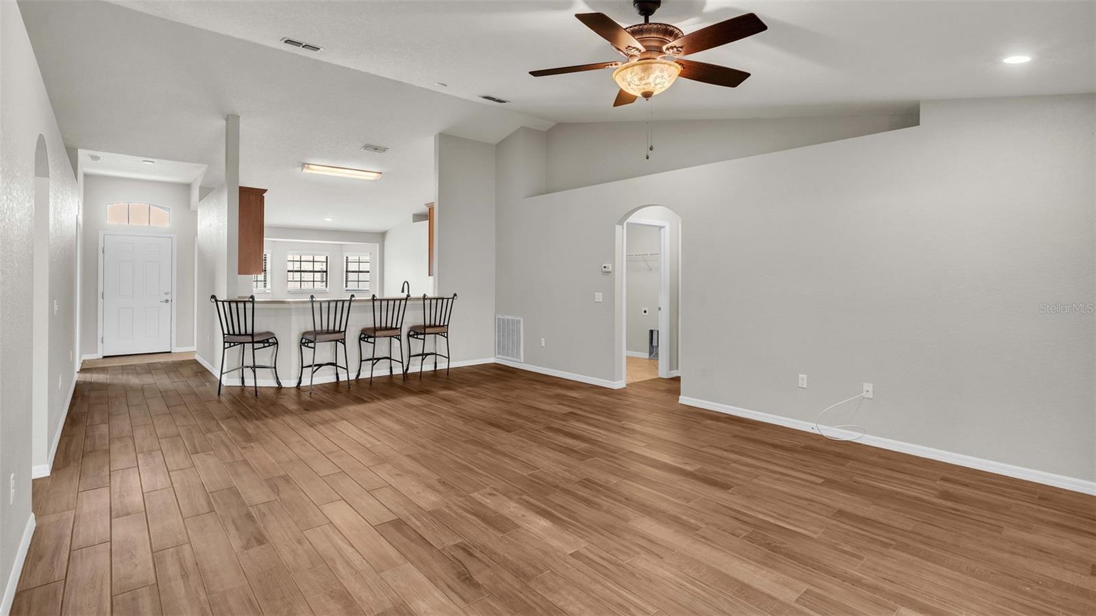 6969 HEATHERBROOK DR