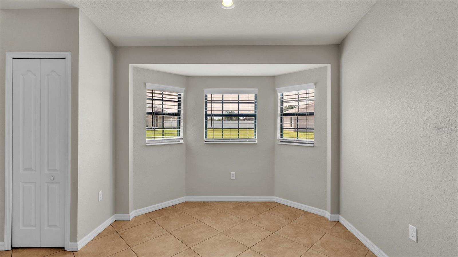 6969 HEATHERBROOK DR