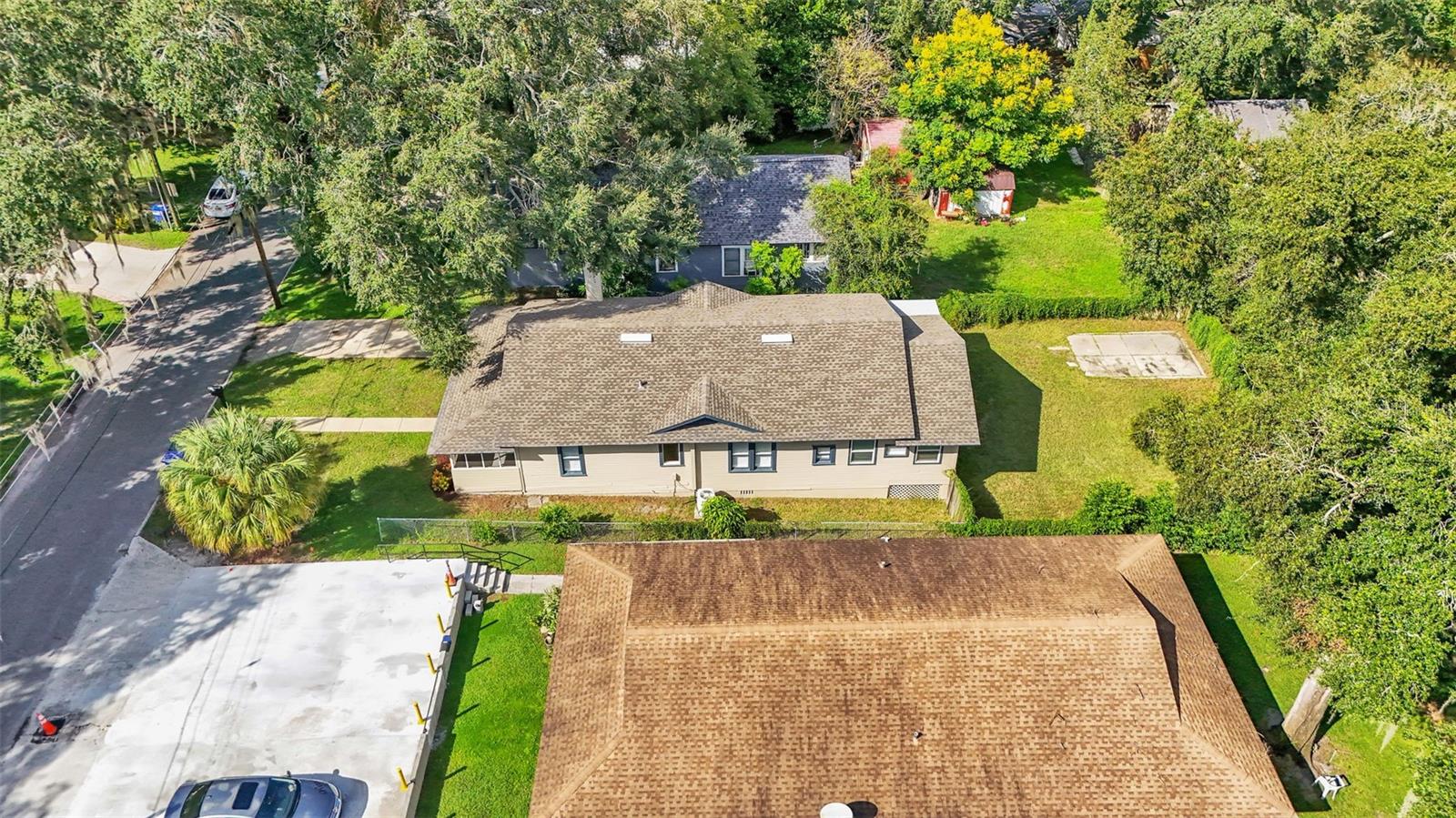 1127 N STELLA AVE